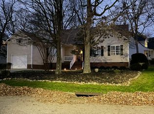 833 Cedar Downs Dr, Raleigh, NC 27607