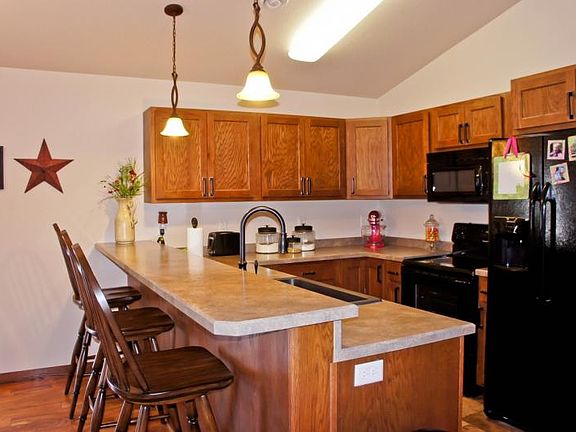 4th image of 1244 Goldenwood Dr