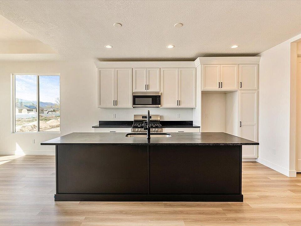 1st image of 3675 N Columbine Way #381