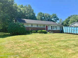 29 Albert Rd, Mountain Top, PA 18707