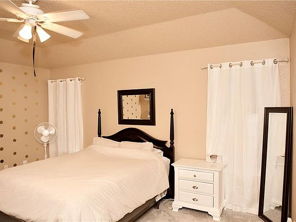 2nd image of 702 Opelousas Ct S