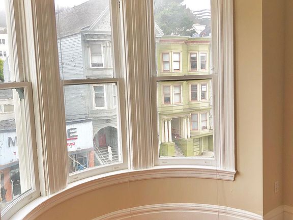 3rd image of 512 Frederick St #15