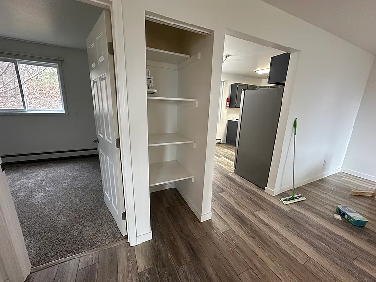 W Tweed Ct — Photo 3