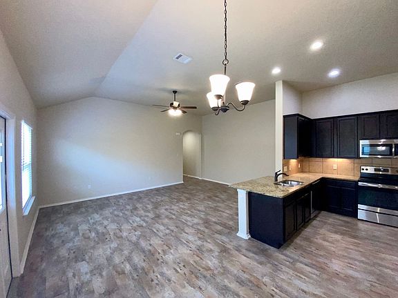 4th image of 114 Stacy Ln