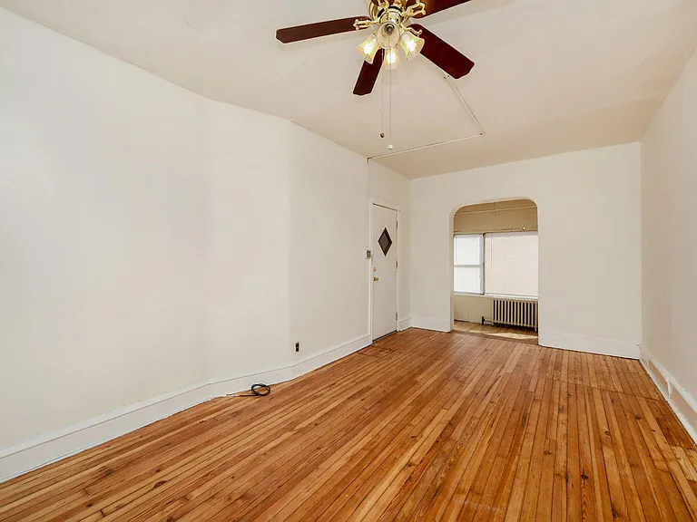 136 S 53rd St — Photo 5