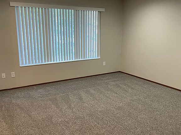 3rd image of 9014 10th Pl SE