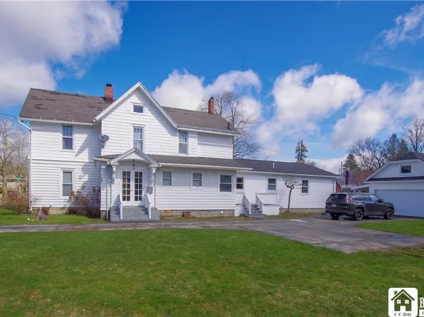 178 Hallock St, Jamestown, NY 14701