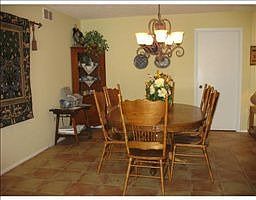 3rd image of 3822 Glen Oaks Manor Dr
