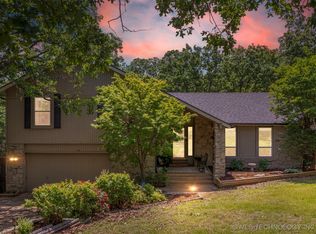 4210 Colonial Dr, Sapulpa, OK 74066