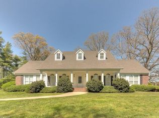 4133 Howard Gap Rd, Hendersonville, NC 28792