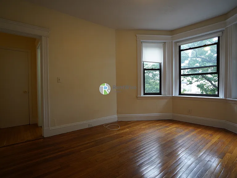 1148 Commonwealth Ave #33 — Photo 3