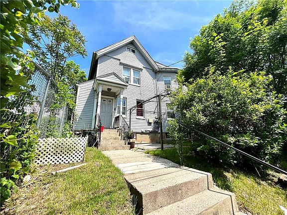 3rd image of 15 West St