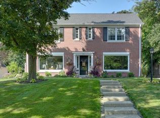 634 Ridge Rd, West Bend, WI 53095