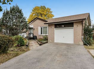 36 Dutch Settlers Ct, East Gwillimbury, ON L9N 1M2