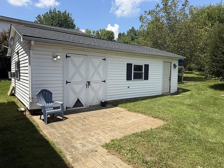 721 Wayland Dr — Photo 38