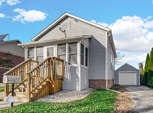 904 E Clark St, Crown Point, IN 46307