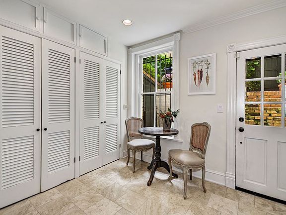 Breakfast Area w/ door to Rear Garden
