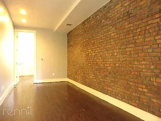 Rented by Rennit Inc.