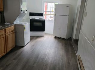 160.5 E Main St #160, Reinholds, PA 17569