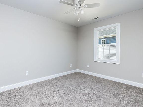 3rd image of 1020 Albemarle Ave