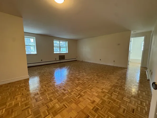 34 Worthen Rd, Lexington, MA