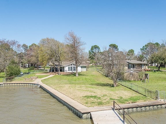 94 ft. of water frontage