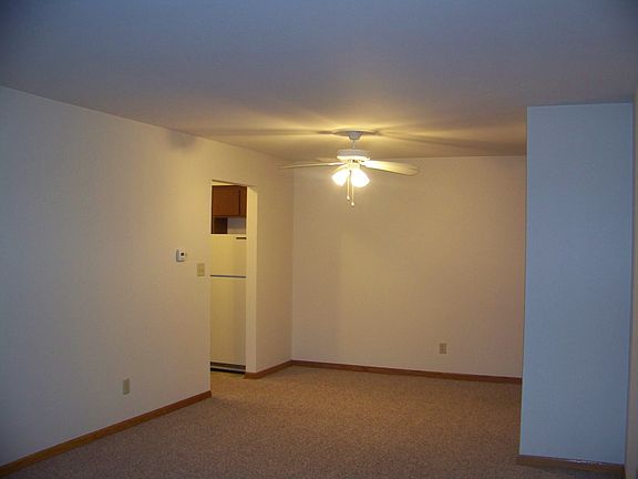 3rd image of 8835 S Oak Park Dr APT 8