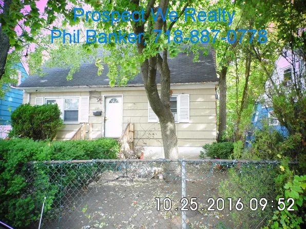 125 Roff St, Staten Island, NY 10304