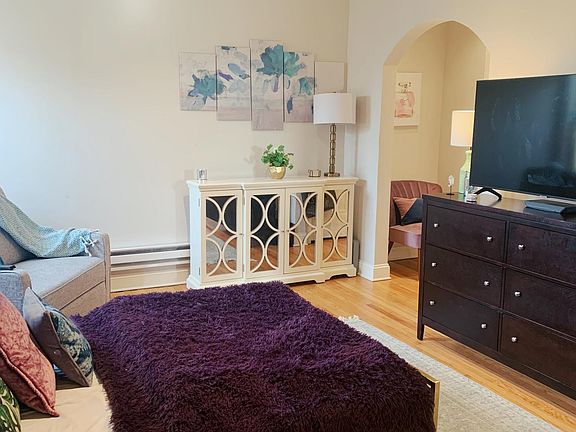 2nd image of 2321 N Rockwell St APT 3B