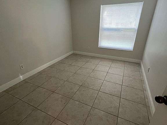3rd image of 12026 Carolina Woods Ln