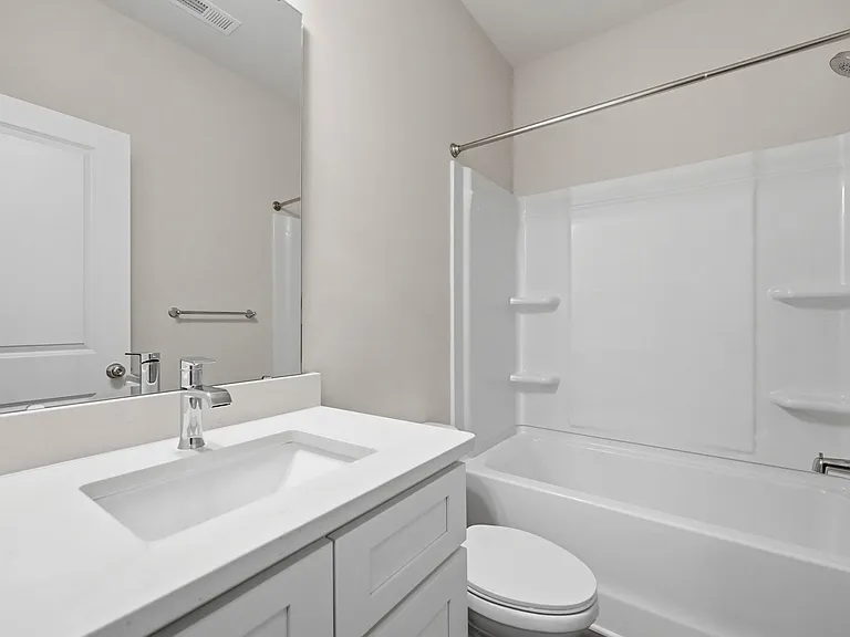 645 Brookwood St #A — Photo 22