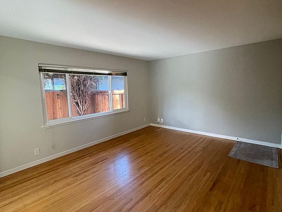 5th image of 850 Live Oak Ave #2