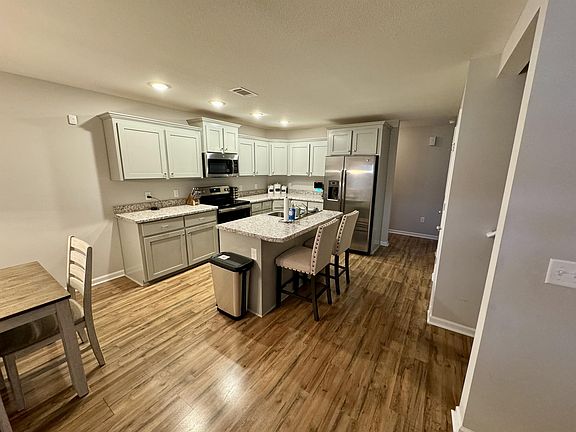 3rd image of 123 Bull Bay Dr