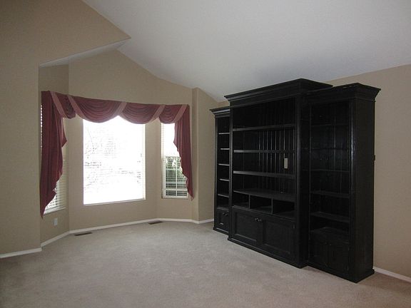 2nd image of 9619 Stoneglen Dr