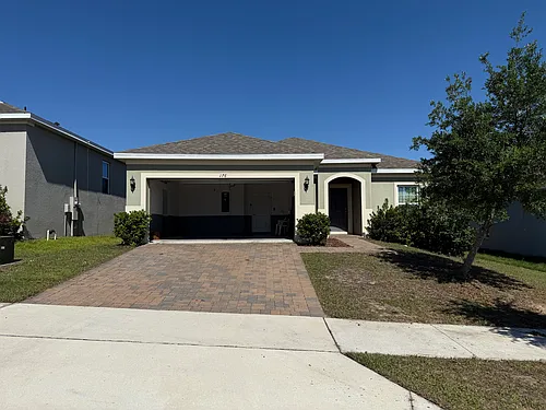 176 Jensen Dr Photo 1