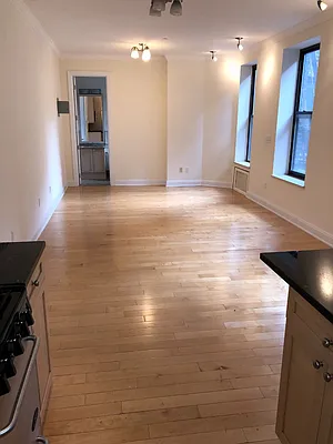 Rented by Keller Williams NYC | media 16
