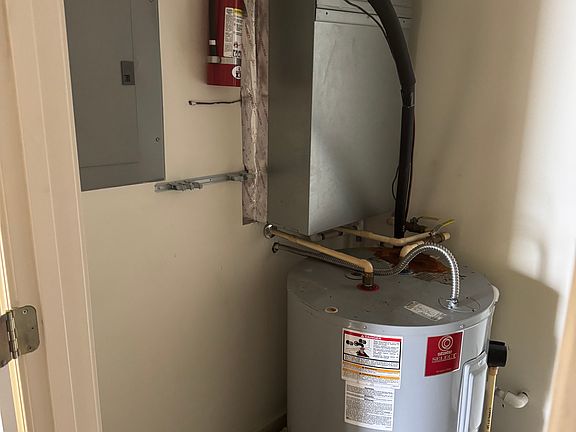 3rd image of 734 Bristol Village Dr APT 207
