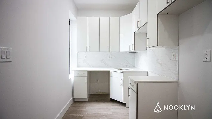 Rented by Nooklyn NYC LLC | media 17