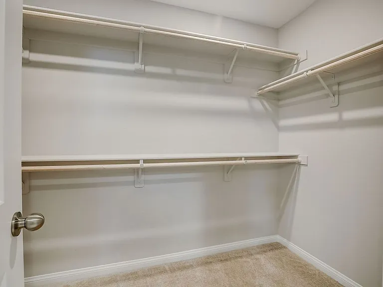 10643 Enridge Ave — Photo 9