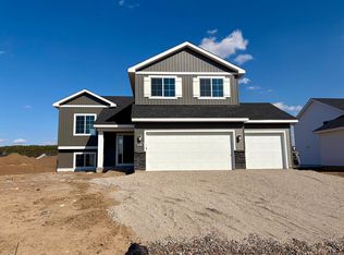 1400 Woods Rd NE, Isanti, MN 55040