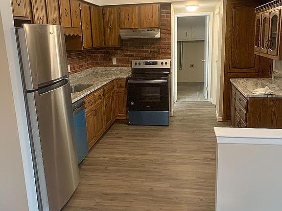 2nd image of 29521 City Center Dr