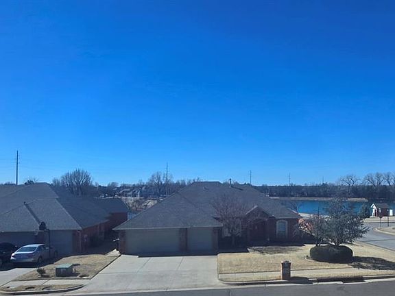 2nd image of 2725 Brenton Dr
