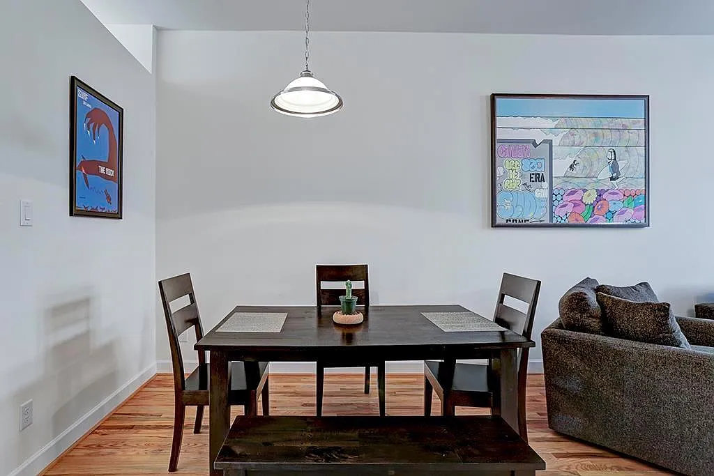 2 bed, 2.0 bath, 1501 sqft, $2,200 — Photo 3