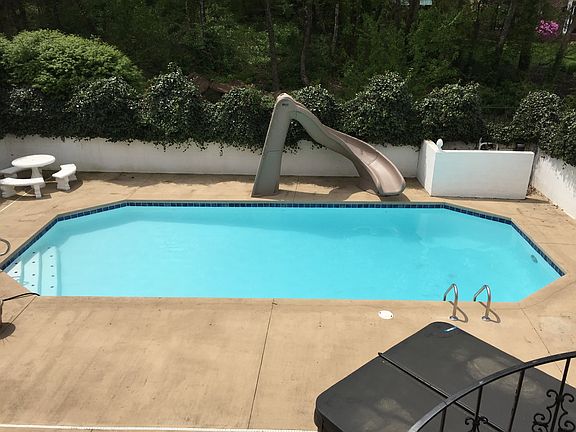 4th image of 2521 Stone Creek Dr