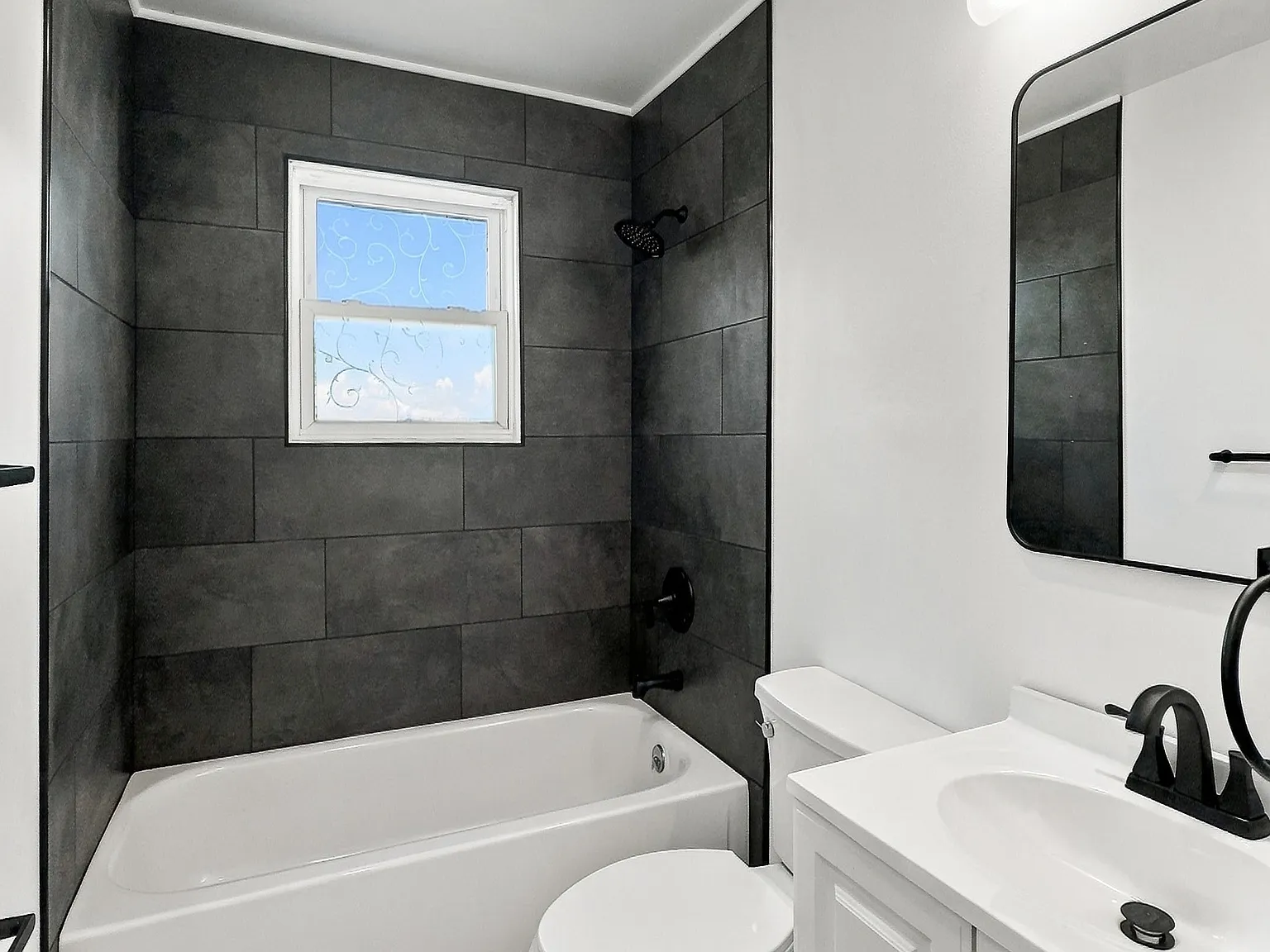 2223 Bergin - 1 — Photo 4
