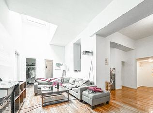 690 Greenwich St APT 1J, New York, NY 10014