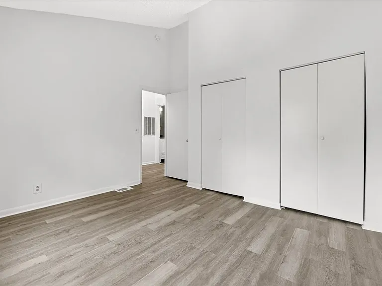 252 Summit Ridge Dr — Photo 17