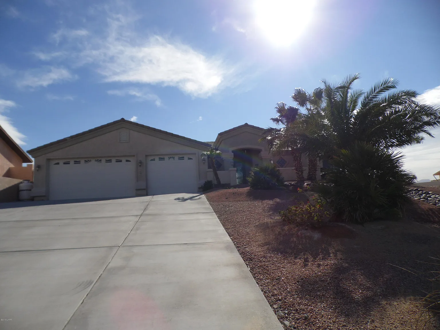 3 bed, 2.0 bath, 1707 sqft, $2,900 — Photo 4