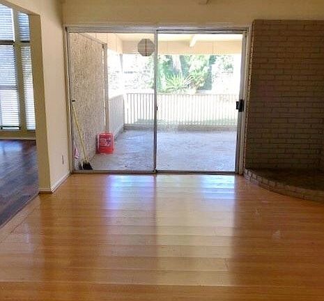 3rd image of 7741 Aura Ave
