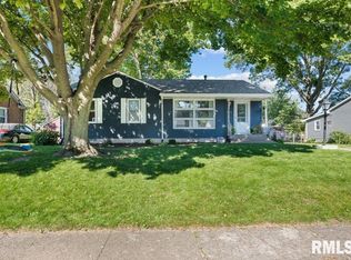 508 N 4th St, Eldridge, IA